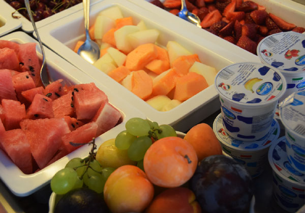 frutta-fresca-yogurt.jpg